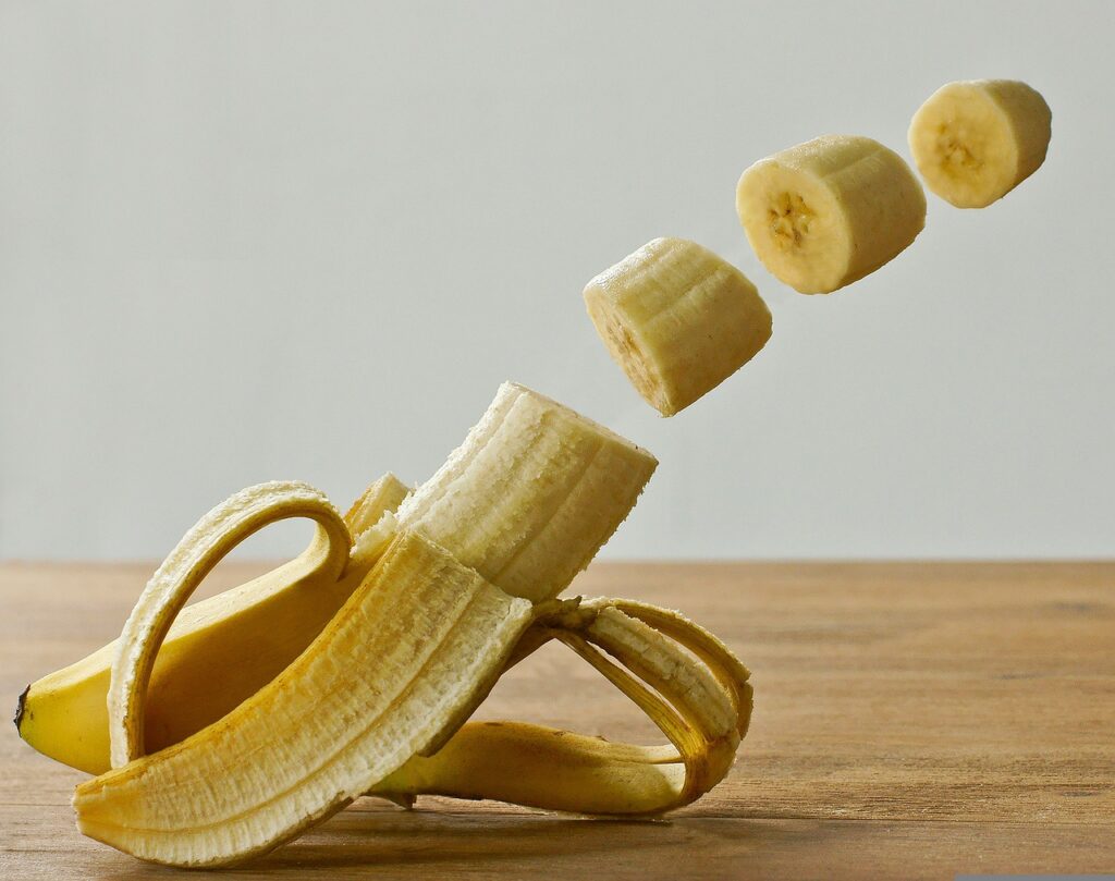 banana, fruit, manipulation-2181470.jpg